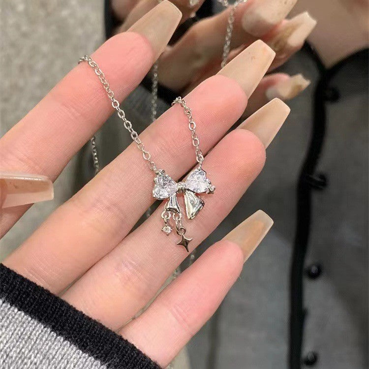 Niche Elegant Simple And Light Luxury Necklace